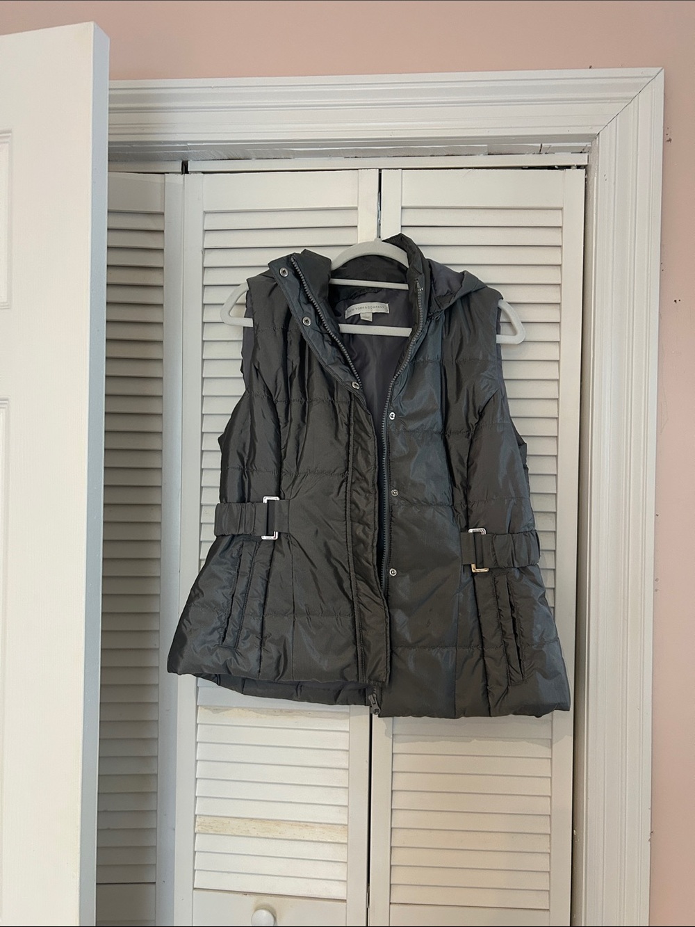 New York & Company Hooded Quilted Puffer Vest - Gray